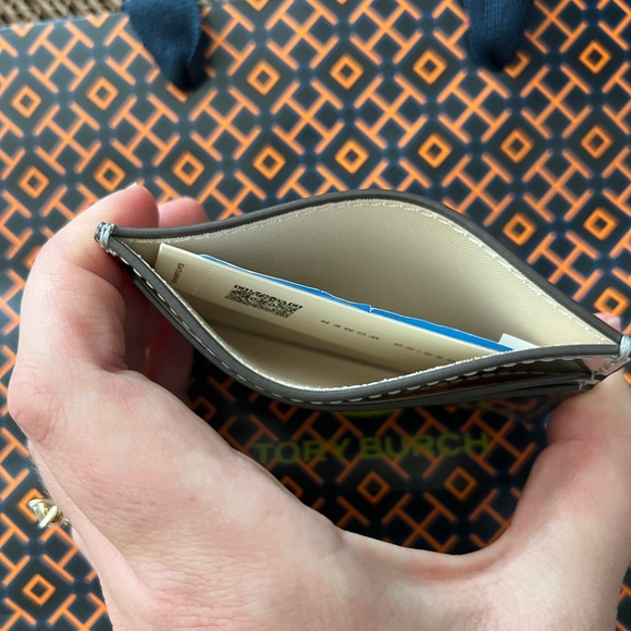 NWT Tory Burch Emerson card case - Picture 3 of 5